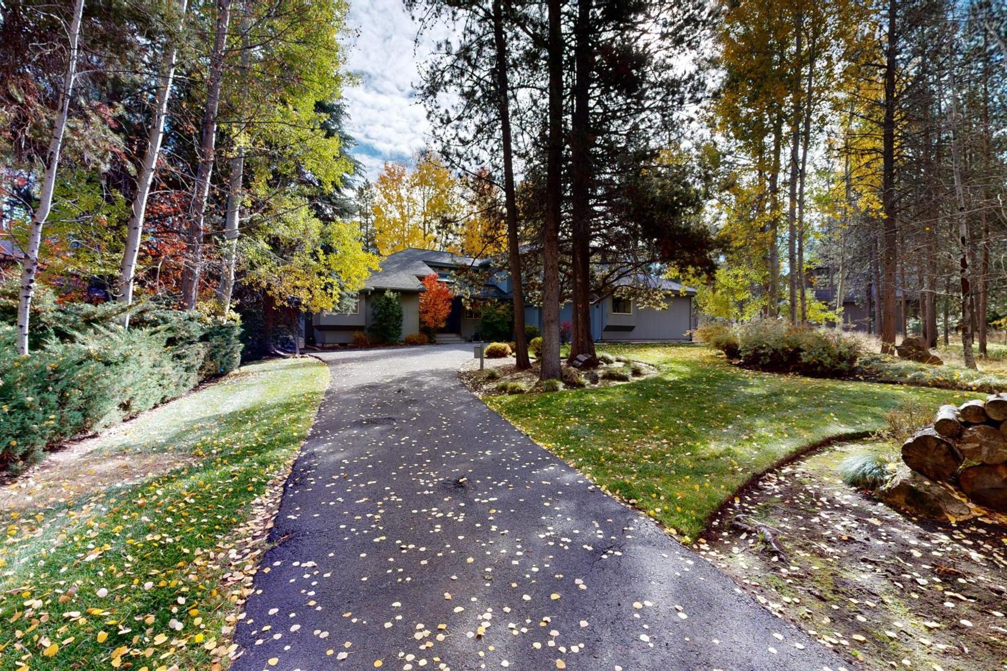 Tree Branch Cabin Sunriver Exterior photo